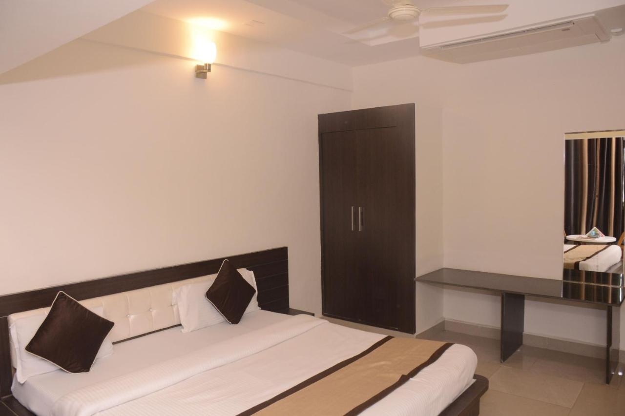 Hotel Bharat Kota  Extérieur photo