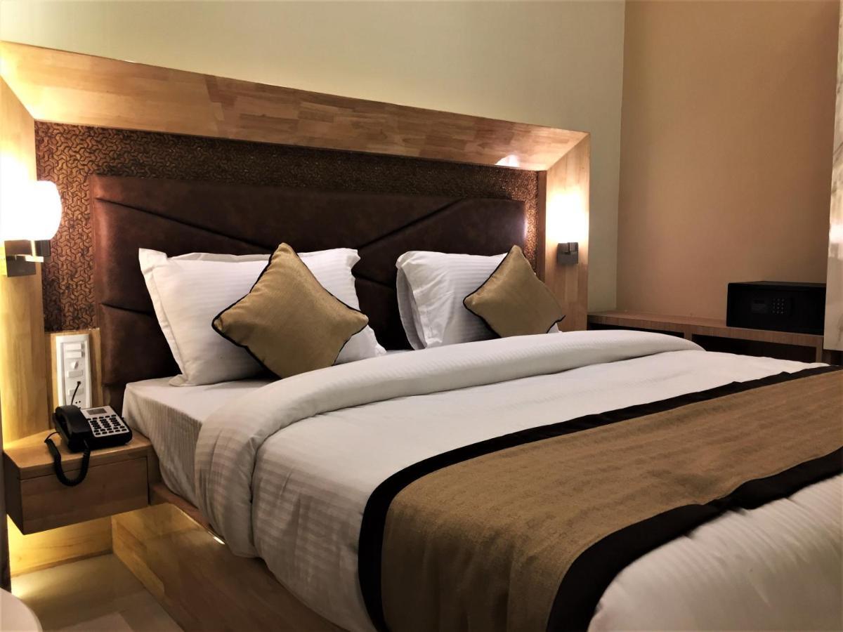Hotel Bharat Kota  Extérieur photo