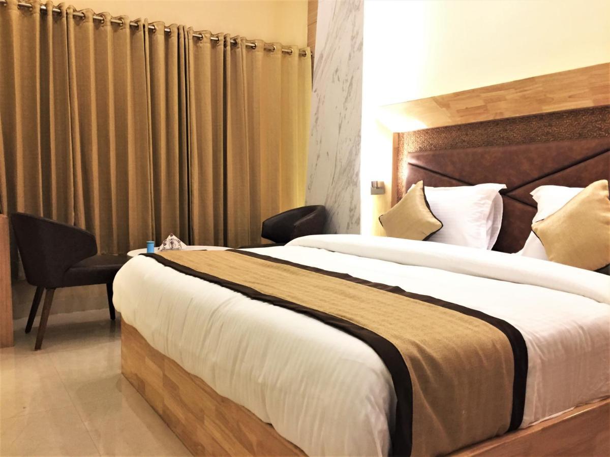 Hotel Bharat Kota  Extérieur photo