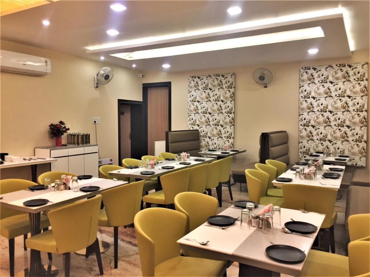 Hotel Bharat Kota  Extérieur photo