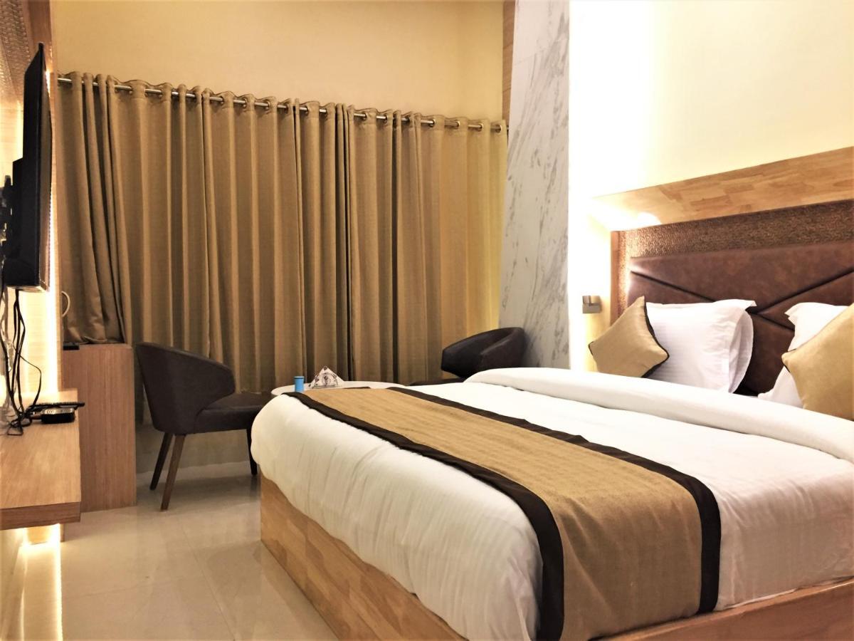 Hotel Bharat Kota  Extérieur photo