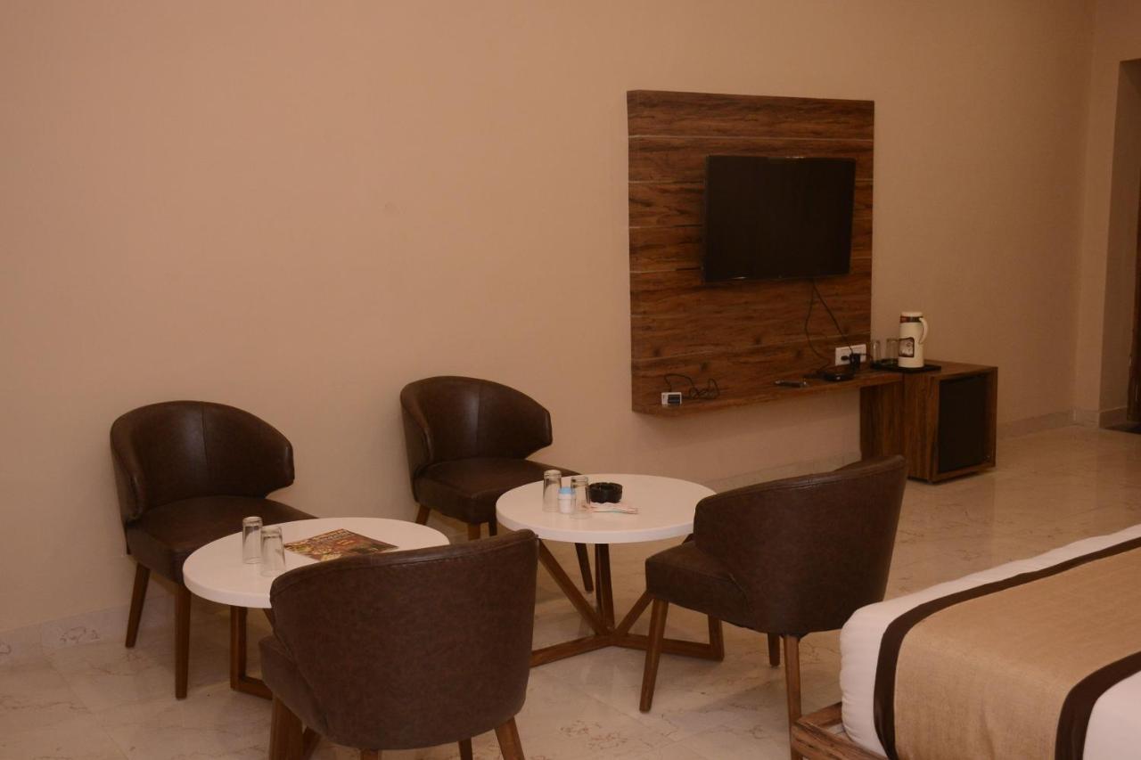 Hotel Bharat Kota  Extérieur photo