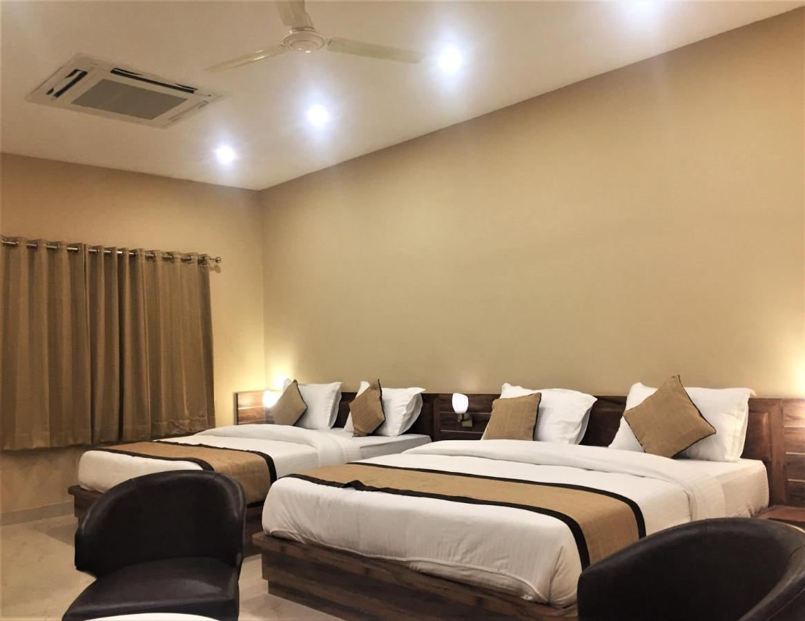 Hotel Bharat Kota  Extérieur photo